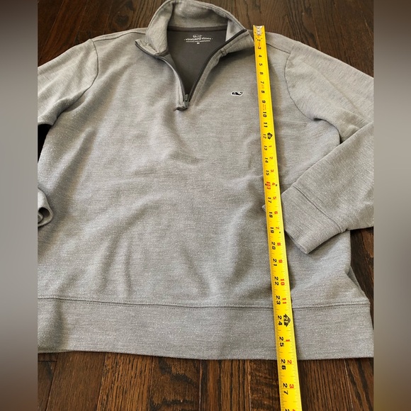 vineyard vines Men’s M Light Heathered Gray 1/4 Zipper Long-Sleeve Sweater - Picture 7 of 10